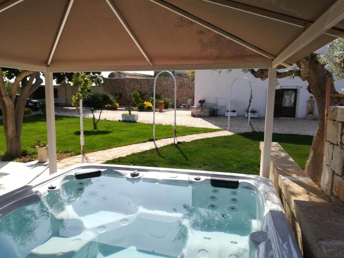 קונברסאנו Masseria Poli Country House מראה חיצוני תמונה