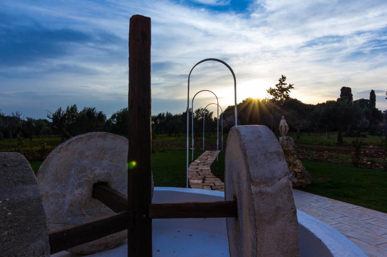 קונברסאנו Masseria Poli Country House מראה חיצוני תמונה